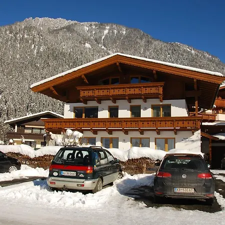 Haus Brugger Apartamento *