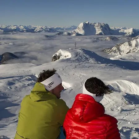 アパート Haus Brugger